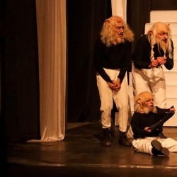 نمایش آغامحمد | عکس