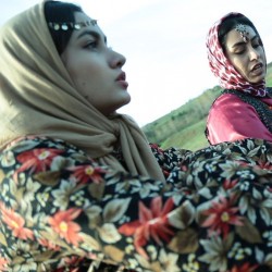 فیلم سنگ راه | عکس