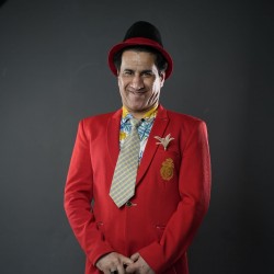 نمایش همسایه‌ها | عکس