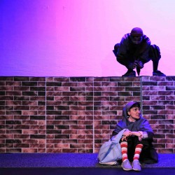 نمایش خشم قلمبه | عکس