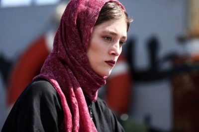 نمایش “ تن منهای من ” | پیام قربانی اثر خود را از اواسط اوایل مهرماه اجرا می‌کند. | عکس