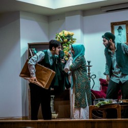 فیلم‌تئاتر جعفرخان از فرنگ برگشته | عکس