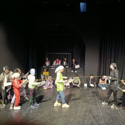 نمایشنامه‌خوانی بازی برای همه | عکس