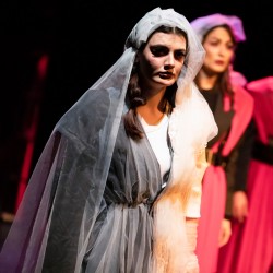 نمایش راز شکست فاتحان | عکس