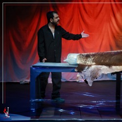 نمایش گاو‌داری | عکس