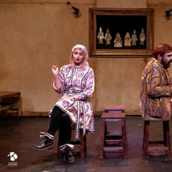 نمایش ما دوغ نیستیم | عکس