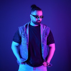 عکس محمد امین محمودیان