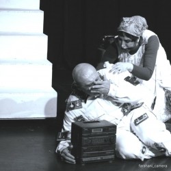 نمایش زیرزمین | عکس