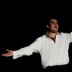 نمایش شبح بریمور | عکس