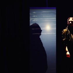 نمایش راهی به رهایی | عکس