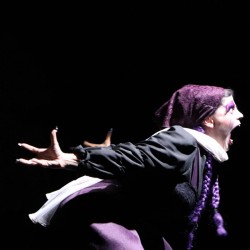 نمایش مغازه خودکشی | دور دوم | عکس