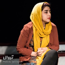 نمایش هپی اند | دیوار | عکس
