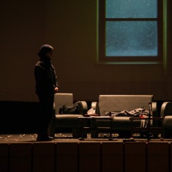 نمایش خواهران | عکس