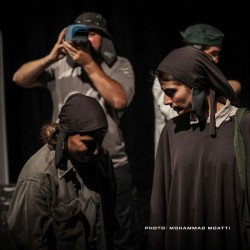 نمایش پوست گرگ | عکس