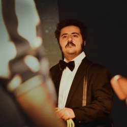 نمایش آوازهای سر شام | عکس