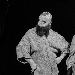 نمایش کله‌پوک‌ها | عکس