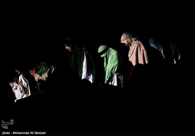 محمدمهدی پریزاد نویسنده و کارگردان تئاتر می‌گوید که مسئولین و متولیان هنرهای نمایشی از ساخت نمایش‌های مناسبتی و مذهبی حمایت نمی‌کنند. | عکس
