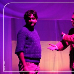 نمایش قرار | عکس