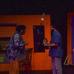 نمایش غول آرزو | عکس