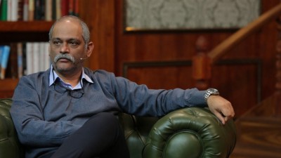 نمایش ببر سفید بنگال در باغ وحش بغداد | نمایش «ببر سفید بنگال در باغ وحش بغداد» با طراحی و کارگردانی نادر فلاح  از ۷ مهر در سالن استاد ناظرزاده کرمانی تماشاخانه ایرانشهر روی صحنه می‌رود. | عکس