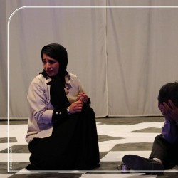 نمایش قرار | عکس