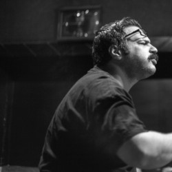 نمایش سه سانتی | عکس