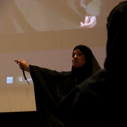 نمایش زیرخاکستر | عکس