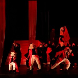 نمایش آغامحمد | عکس