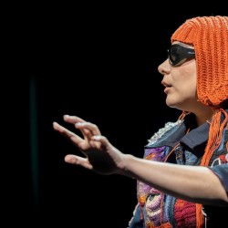 نمایش دستور پخت قرمه‌سبزی به خط بریل | عکس