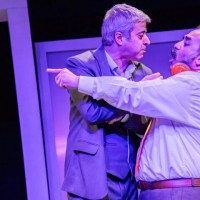 نمایش به یک قاتل ساده نیازمندیم | مخاطب خودش را در این نمایش می‌بیند؛ «به یک قاتل ساده نیازمندیم»! | عکس