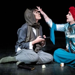 نمایش تک گویی‌های زنانه بر اساس حروف الفبا | عکس