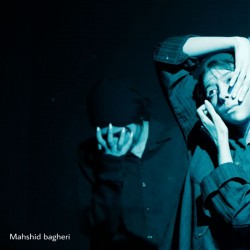 نمایش ۴:۴۸ | چهار و چهل و هشت | عکس