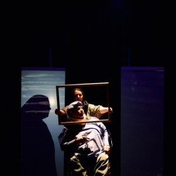 نمایش راهی به رهایی | عکس