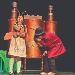 نمایش شهر فرنگ | عکس