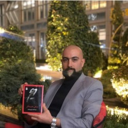 رمان شرافتی بنام برهنگی | عکس