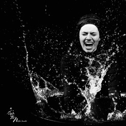 نمایش زخم هایم را بو بکش | عکس