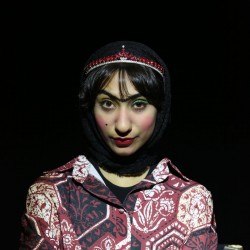 نمایش سق سیاه | عکس