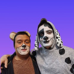 نمایش کادوی مادربزرگ | عکس