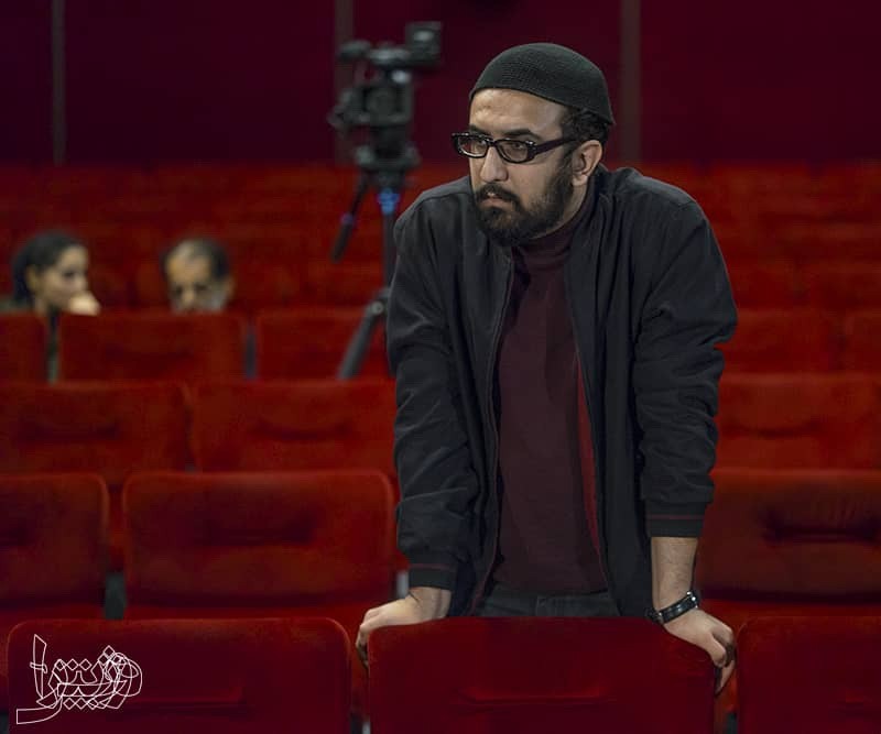 نوید معمار، «شیر خشک» را در تماشاخانۀ ایرانشهر روی صحنه می‌برد | عکس