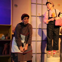 نمایش خشم قلمبه | عکس