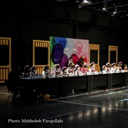 نمایشنامه‌خوانی آرش کمانگیر | دیوار | عکس