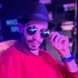 عکس پارسا کریمی