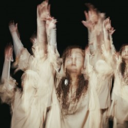 نمایش مرگامرگ | عکس