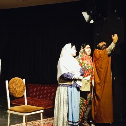 نمایش هوویان | عکس