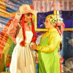 نمایش رویای شیرین | عکس