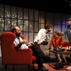 نمایش خرگوش | عکس