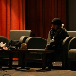 نمایش خواهران | عکس