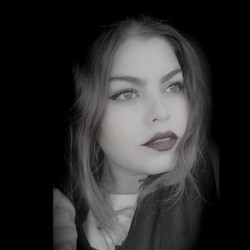 عکس زهرا مختارزاده