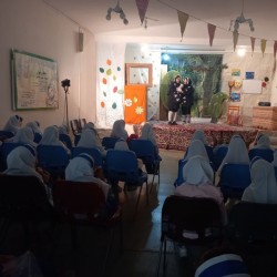 نمایش بزی و بچه گرگه | عکس