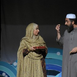 نمایش بچه نهنگ | عکس